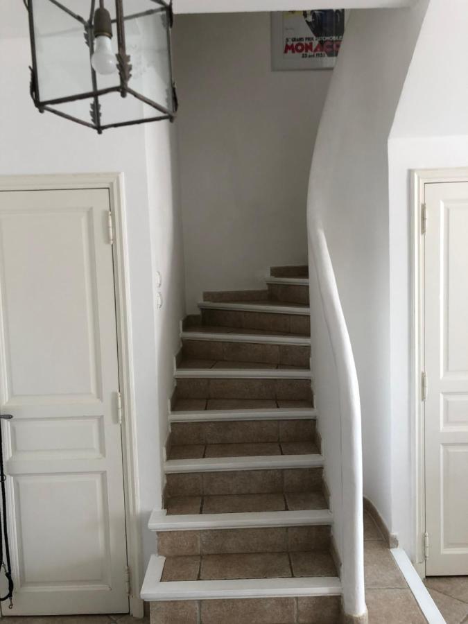 Charmantes Haus Im Golf Club Saint Tropez Buitenkant foto